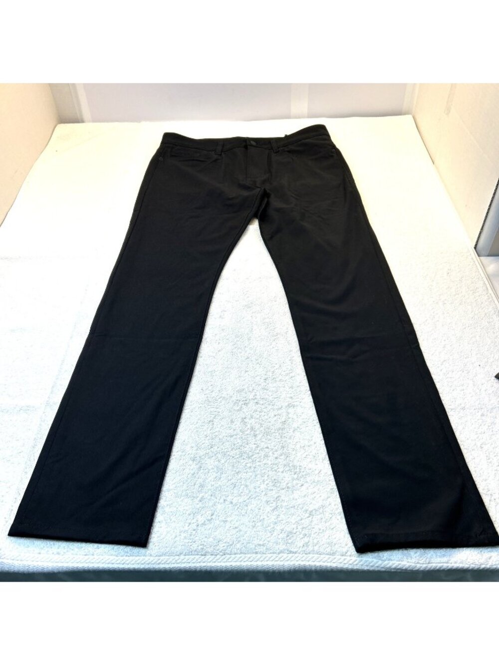 Hugo BOSS Delaware Slim Fit Tech Trouser 5 Pocket Men 36/32 Black New w/Tags
